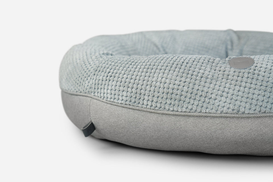 Chester & Lee | Moonlight Gray Donut Dog Bed