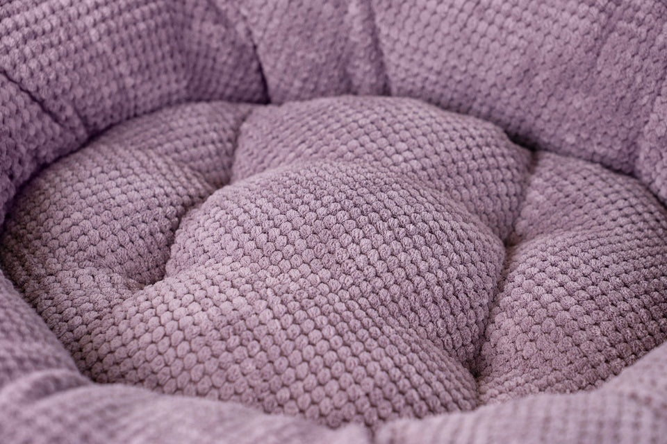 Chester & Lee | Light Pink Donut Dog Bed
