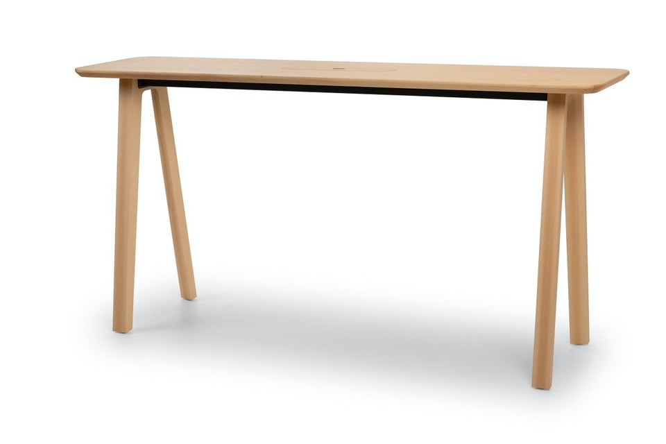 E-Quo High Table