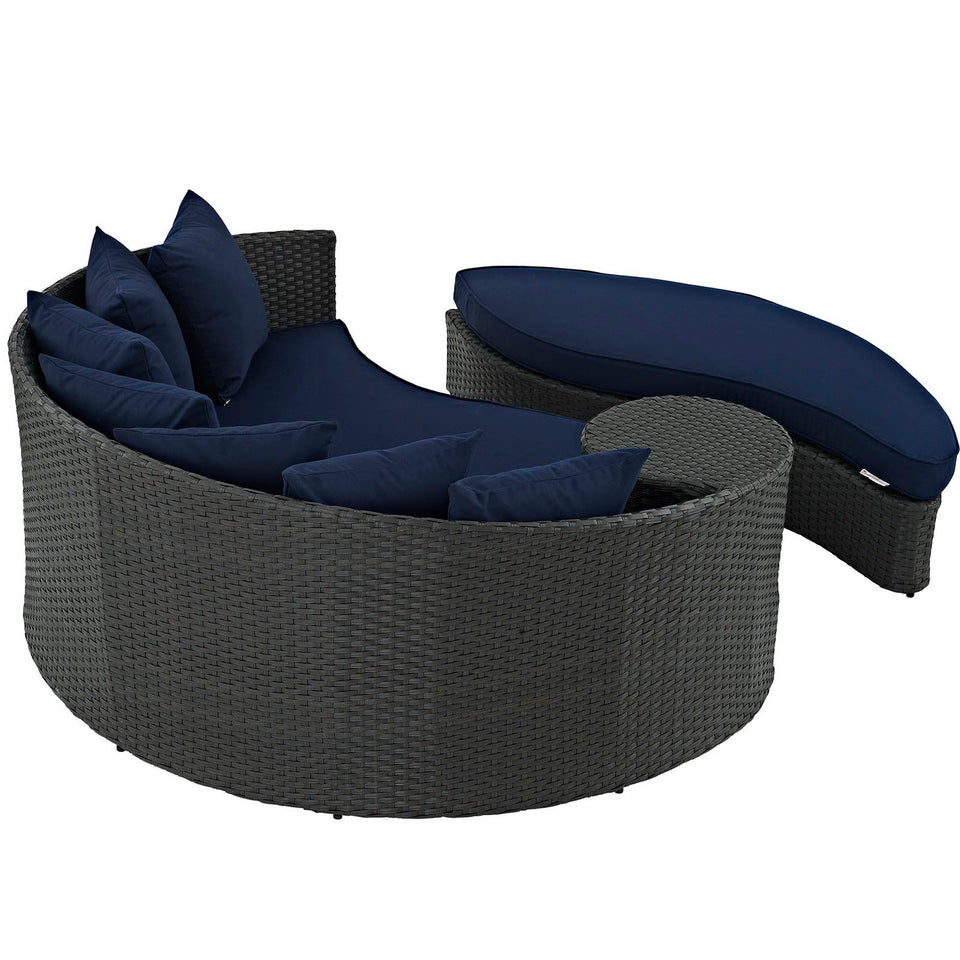 Sojourn Outdoor Patio SunbrellaÂ® Daybed by Modway