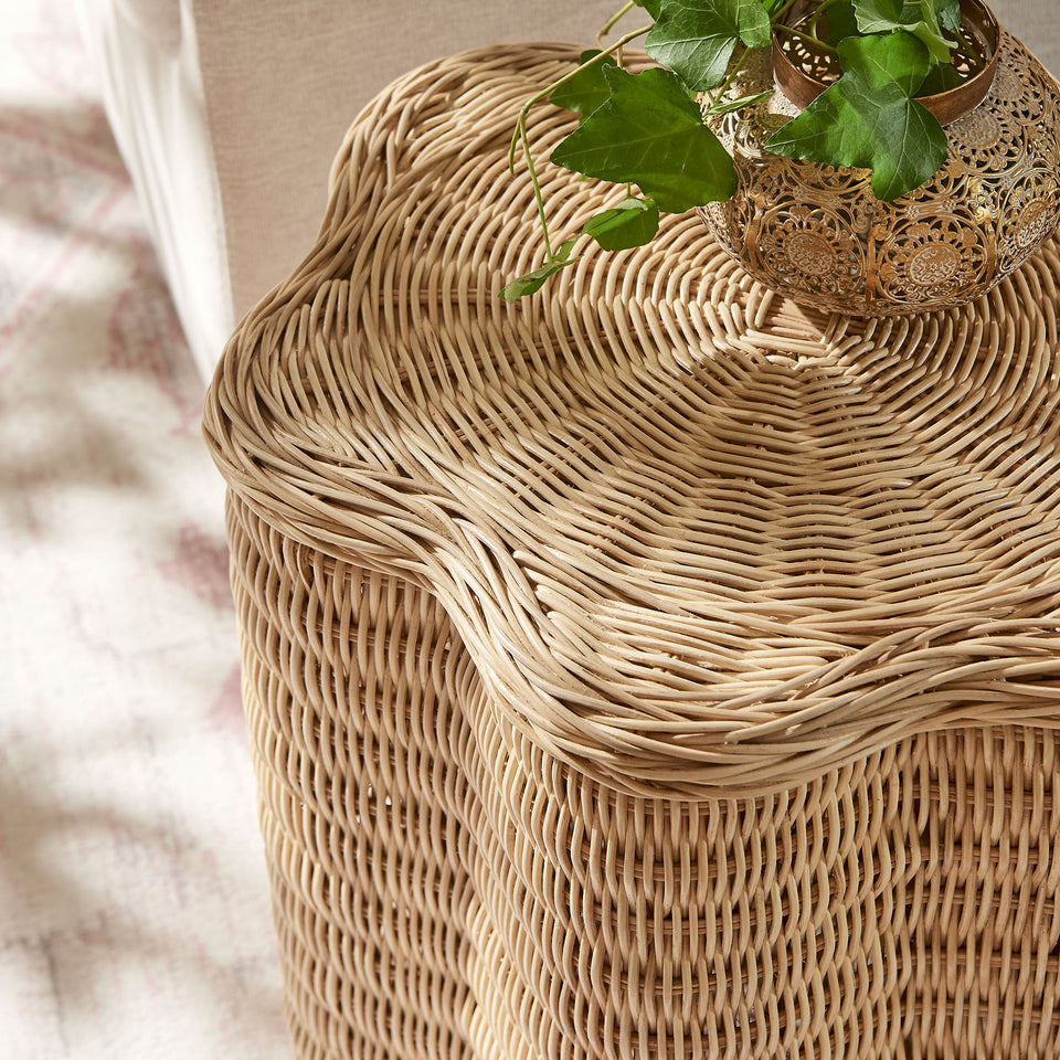 Erika Scalloped Natural Rattan Side Table by Modway