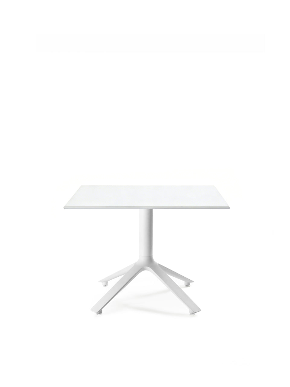 outdoor side table - detail view
