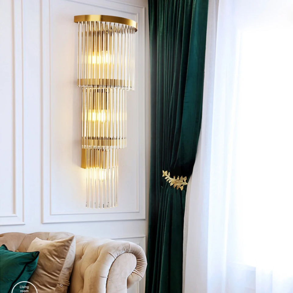 East Antique Brass Finish Wall Lamp