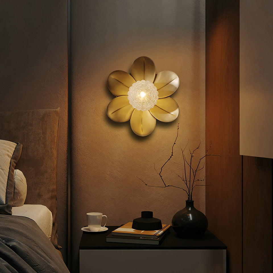 Gigi Wall Lamp