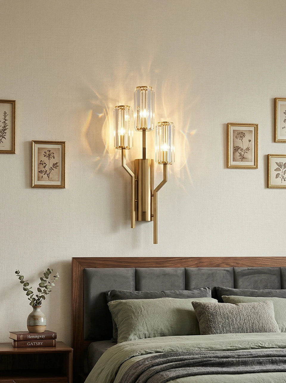 Irlin Trio Crystal Wall Lamp