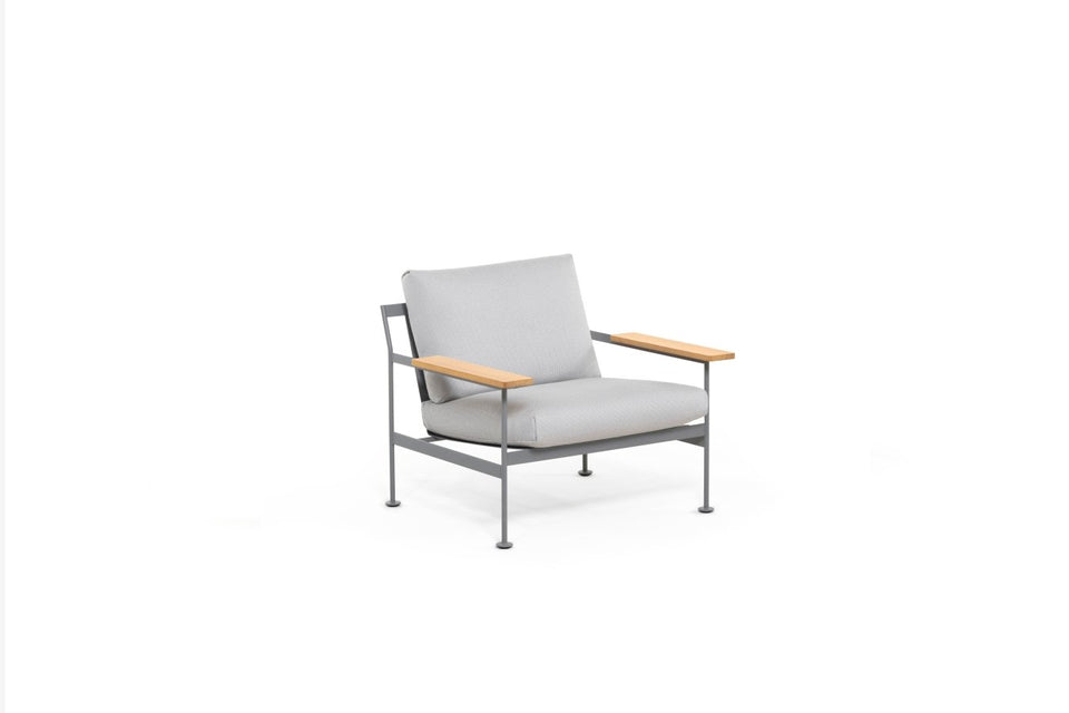 Jugo Outdoor Lounge Chair