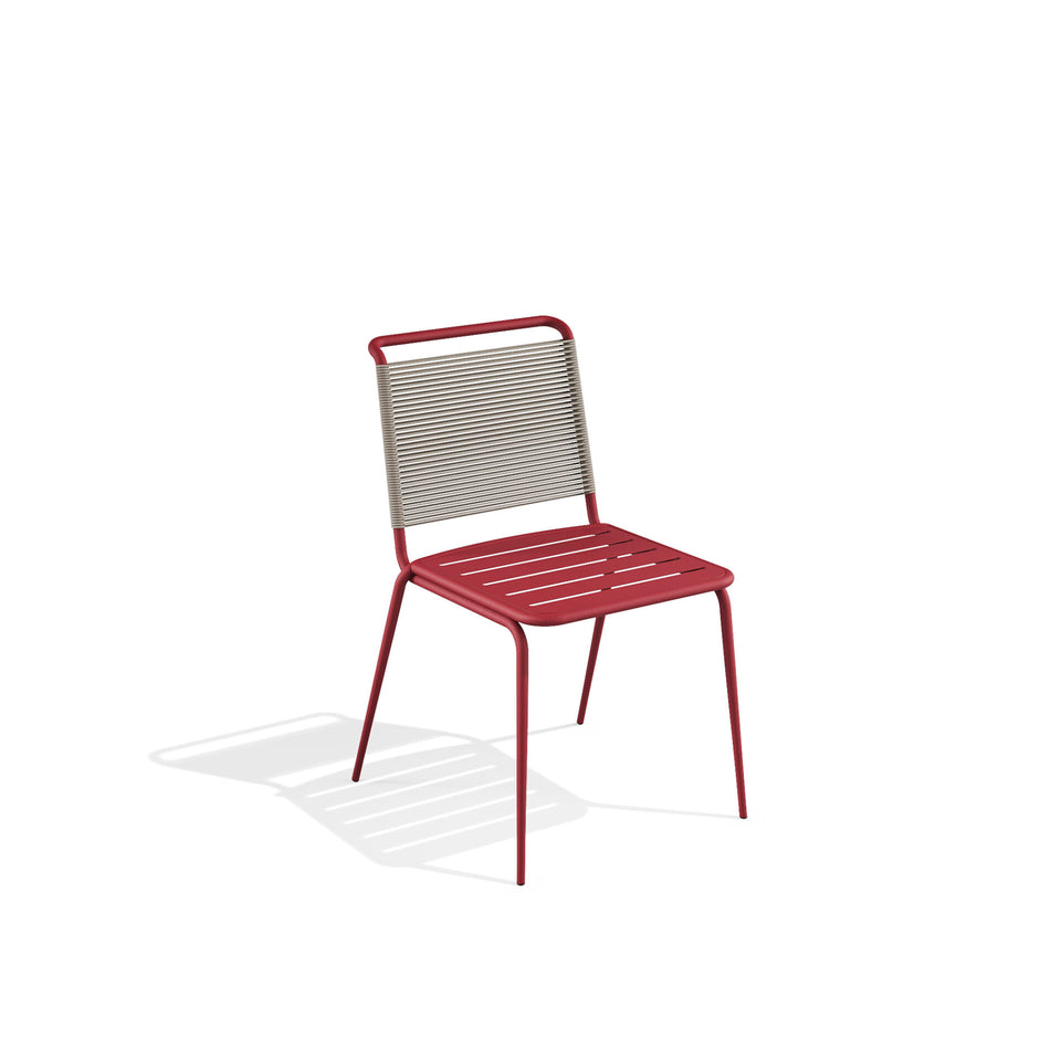 Kissi Chair