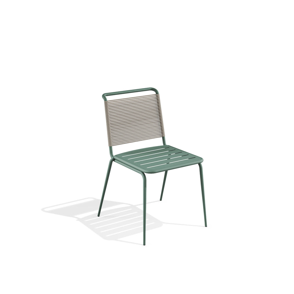 Kissi Chair