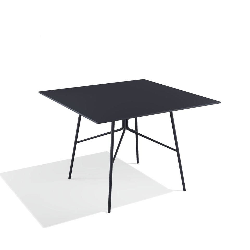 outdoor table - front view