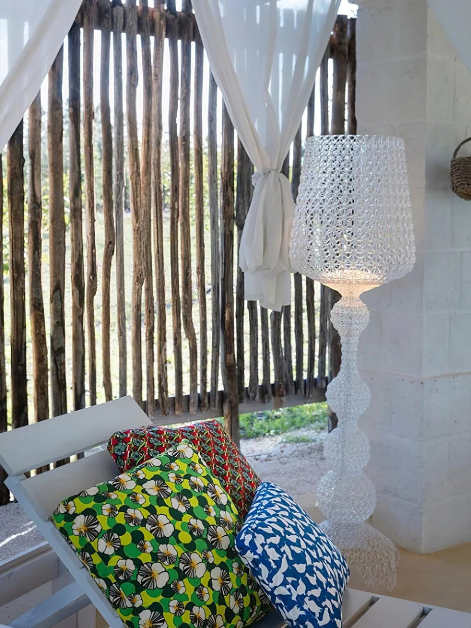 Simple Kabuki Acrylic Floor Lamp