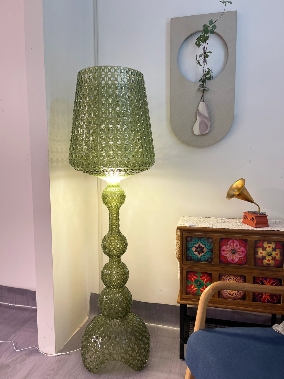 Simple Kabuki Acrylic Floor Lamp