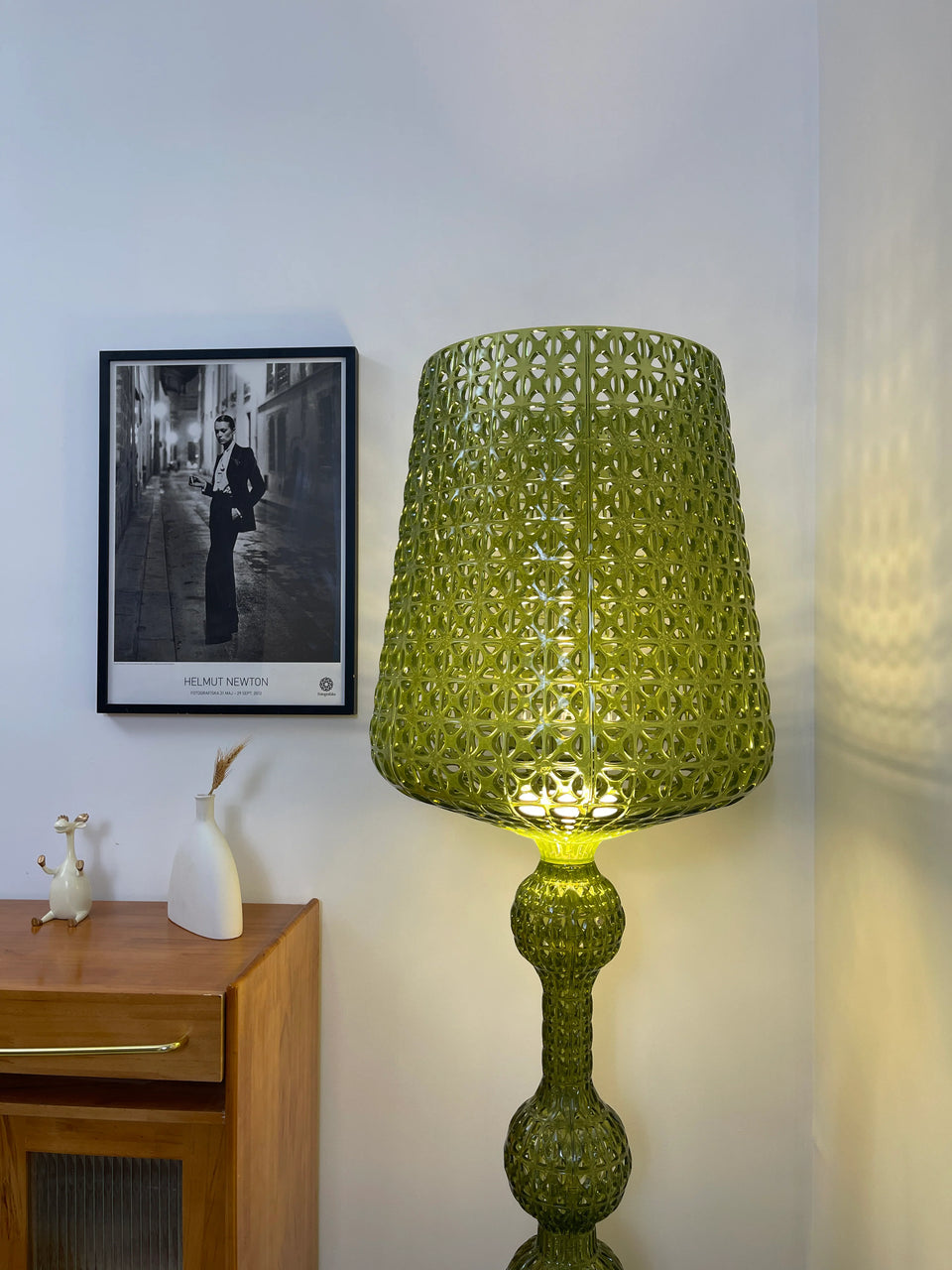 Simple Kabuki Acrylic Floor Lamp