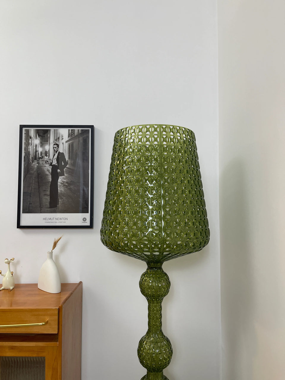 Simple Kabuki Acrylic Floor Lamp
