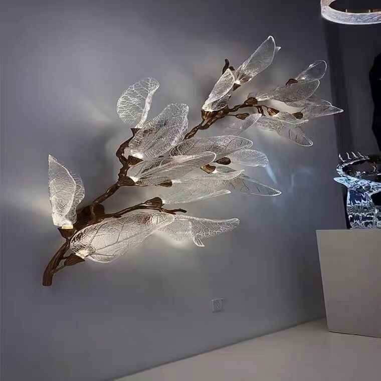 Leaf Art Wall Light