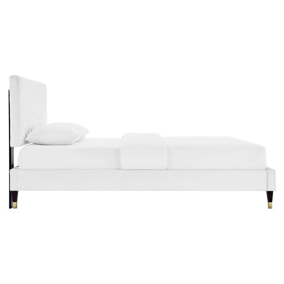 Roxanne Performance Velvet Queen Platform Bed by Modway