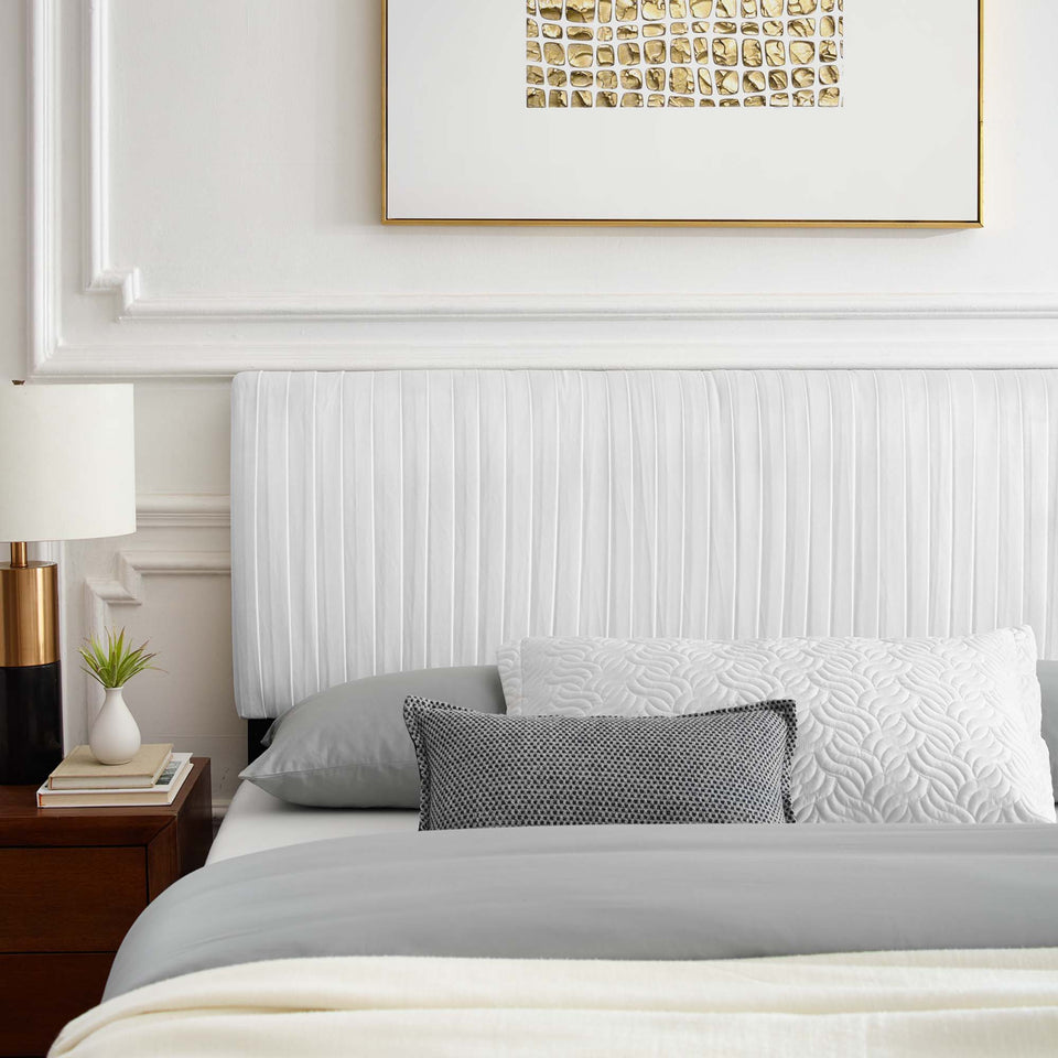 Peyton Performance Velvet Queen Platform Bed by Modway
