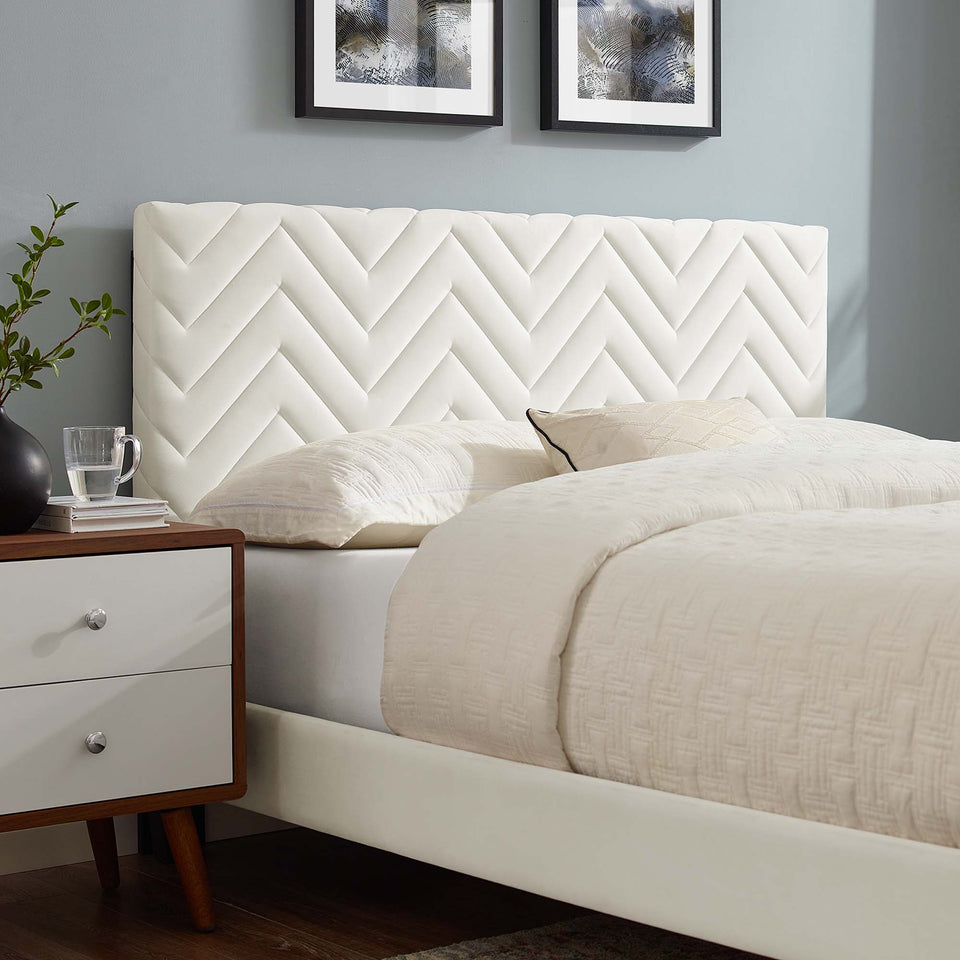 Leah Tapered Wood Leg Chevron Tufted Performance Velvet Queen Platform Bed by Modway