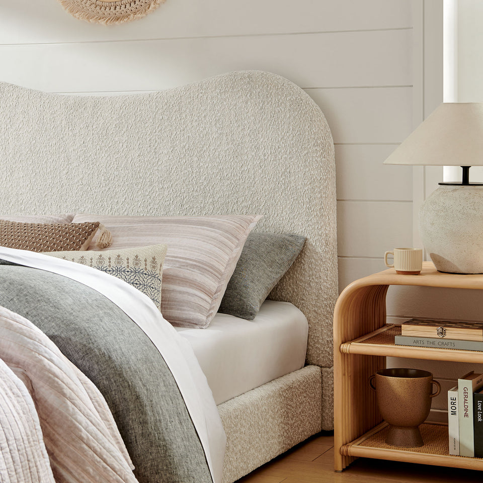 Seluna Boucle Queen Platform Bed by Modway
