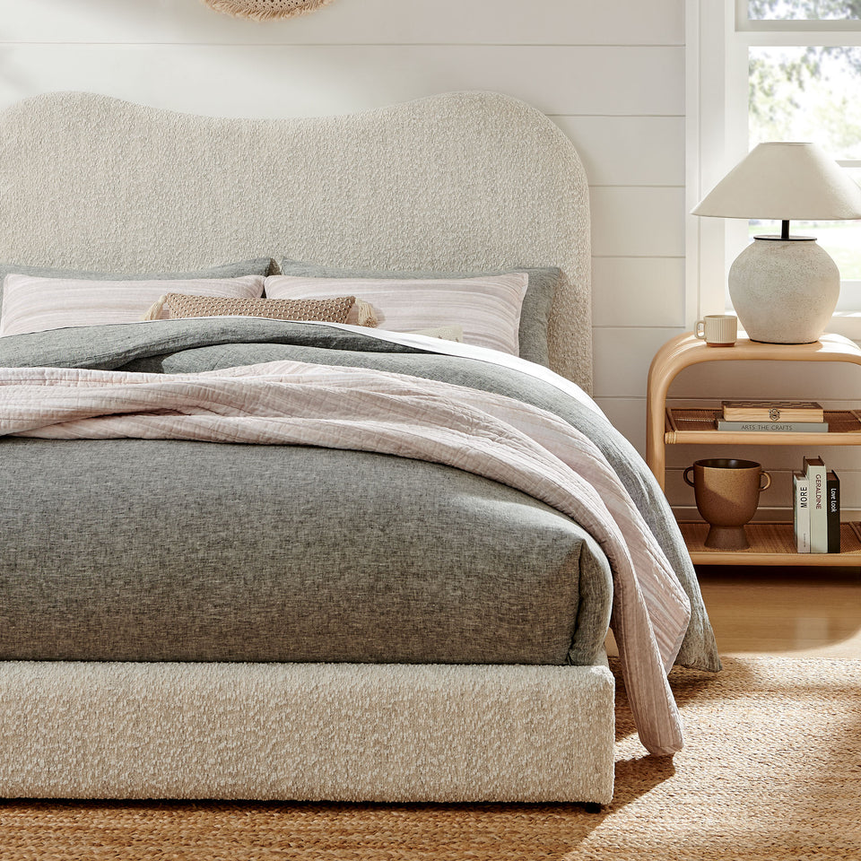 Seluna Boucle Queen Platform Bed by Modway