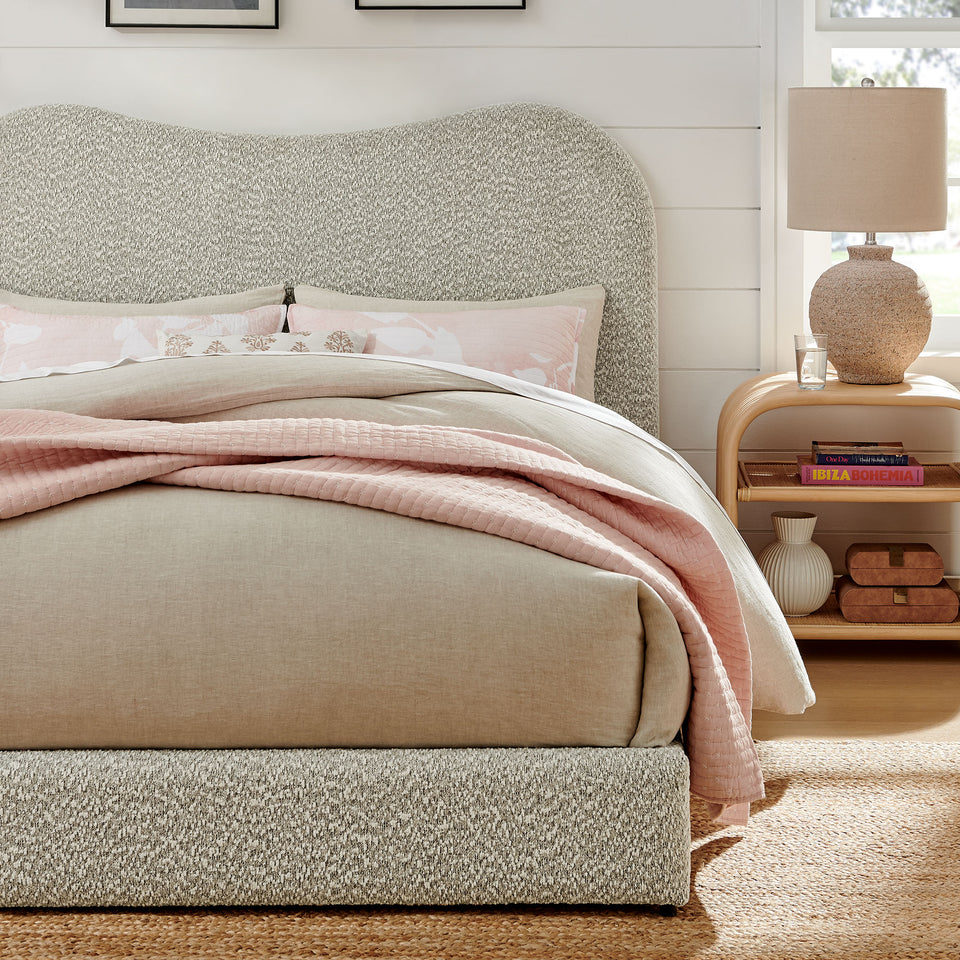 Seluna Boucle Queen Platform Bed by Modway