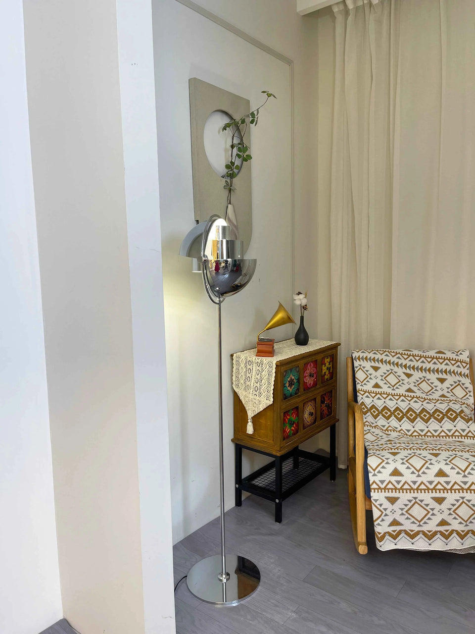 Multi-Lite Rotating Ball Floor Lamp