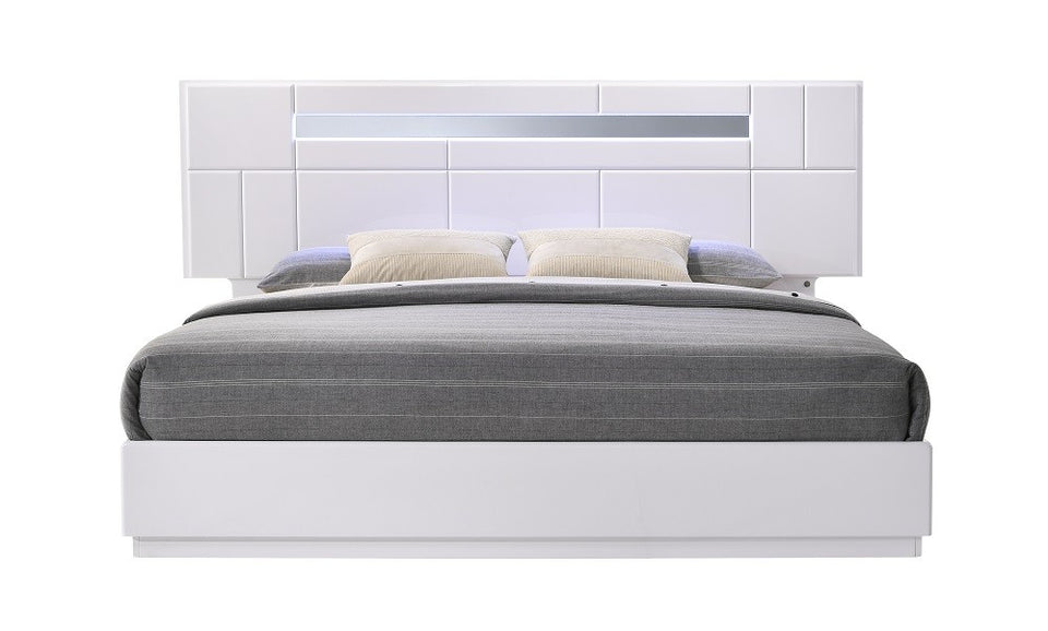 bedroom set - detail view