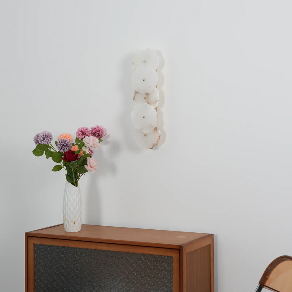 Petra Wall Lamp