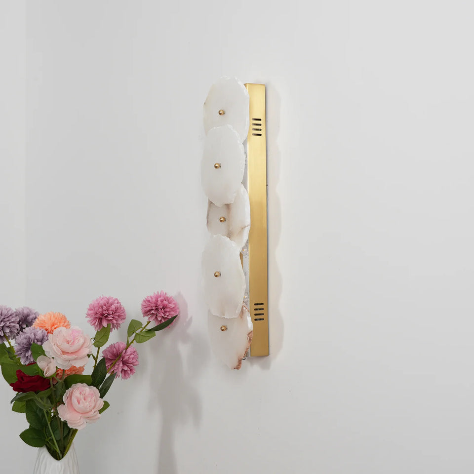 Petra Wall Lamp