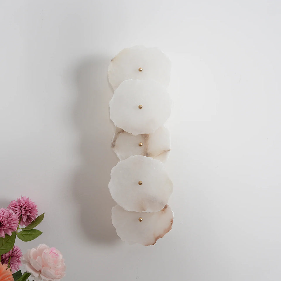 Petra Wall Lamp