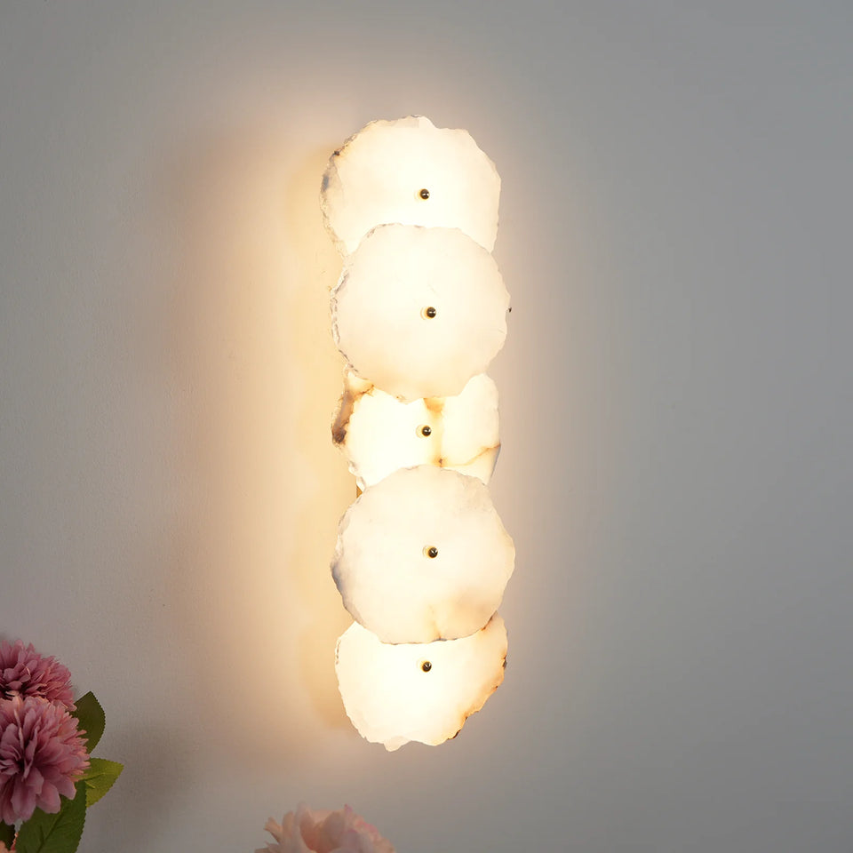 Petra Wall Lamp