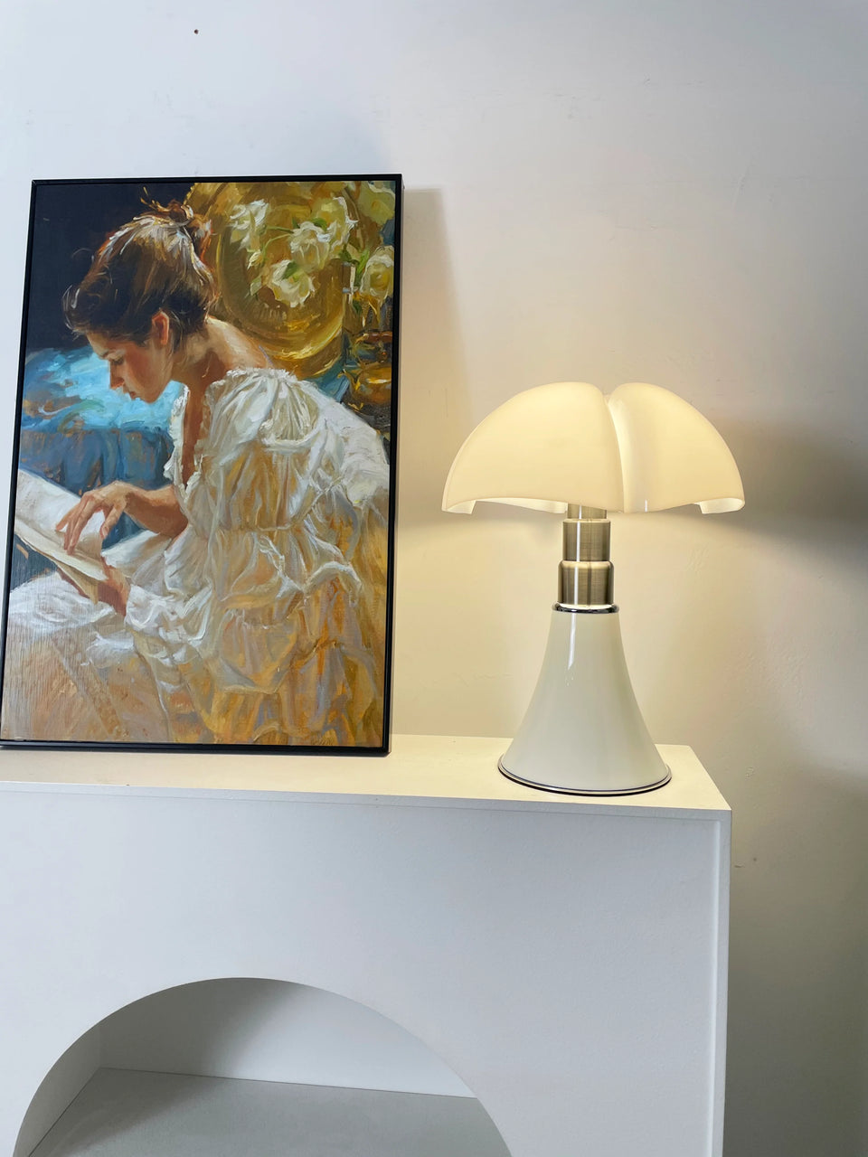 Pipistrello Acrylic Table Lamp