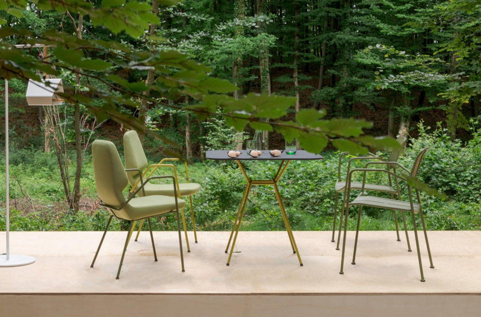 Strain Outdoor Table