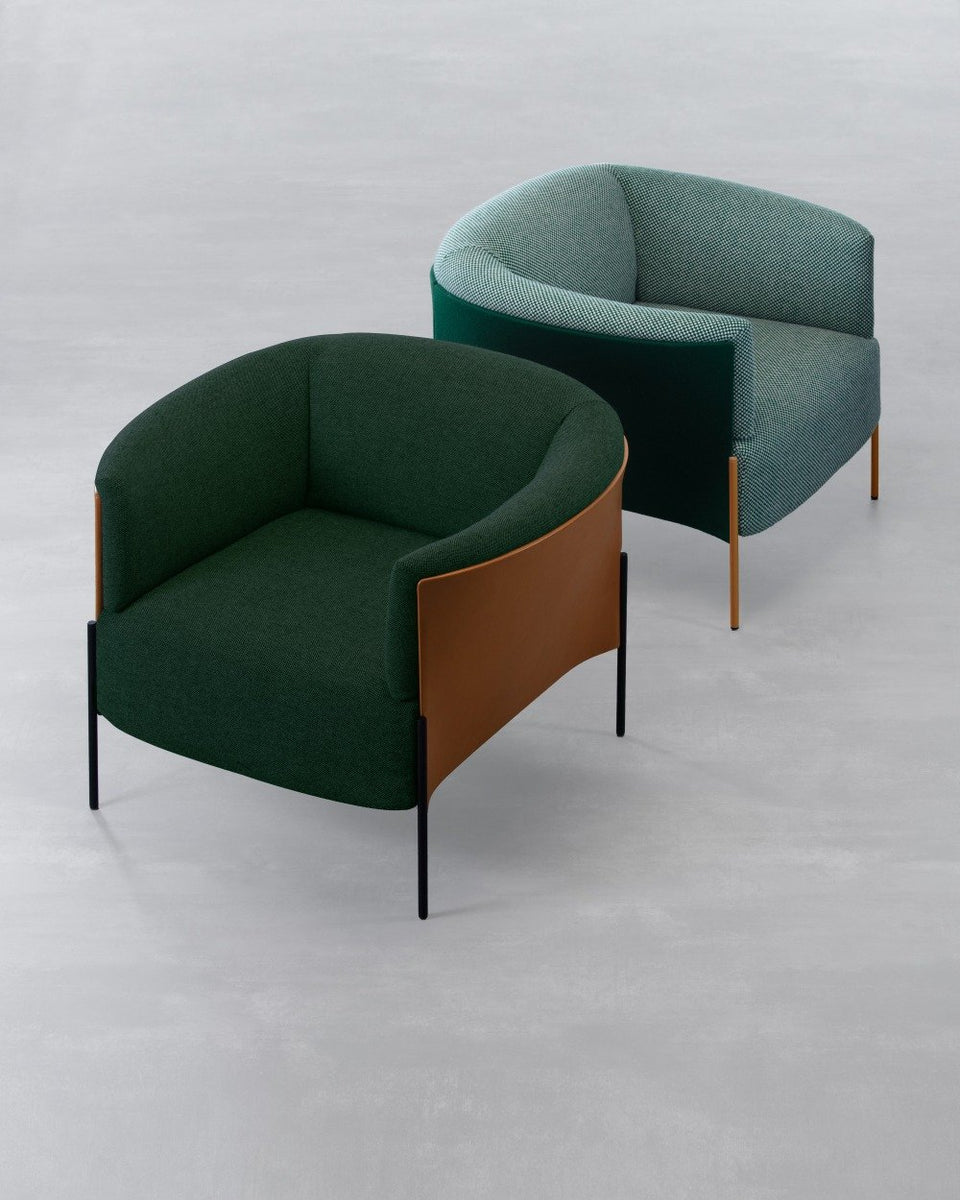 Omnia Armchair