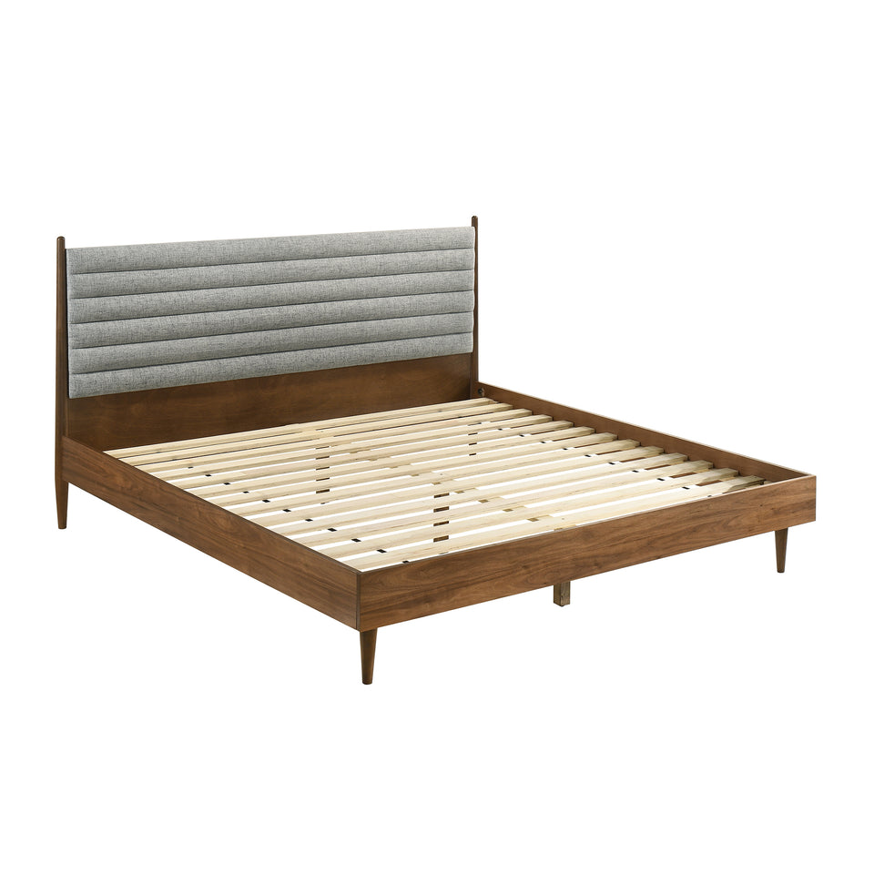 Artemio King 3 Piece Wood Bedroom Set