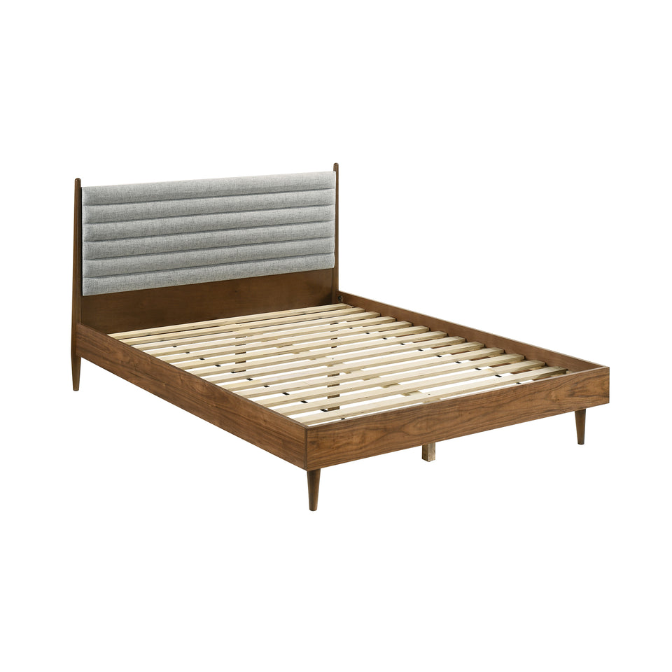 Artemio Queen 3 Piece Wood Bedroom Set