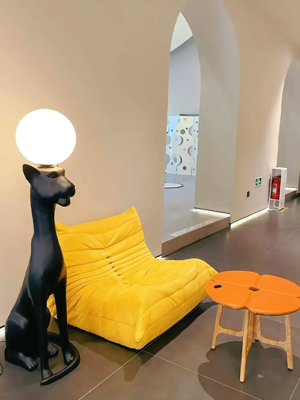 Sitting Dog Rylight Novelty Floor Lamp