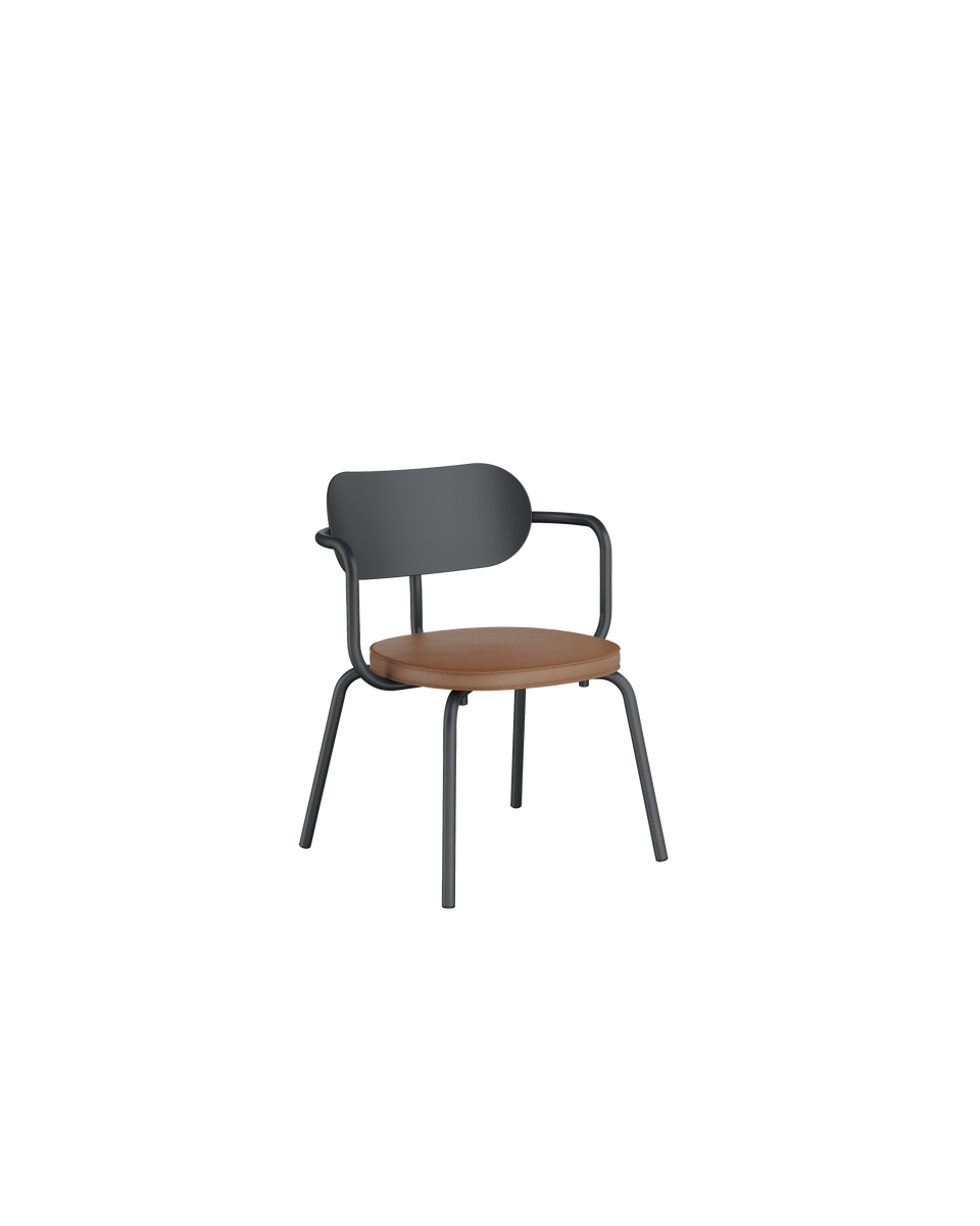 Stelo Lounge Chair