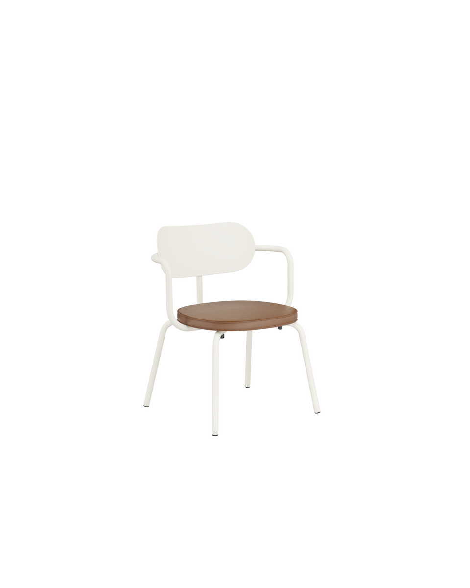 Stelo Lounge Chair
