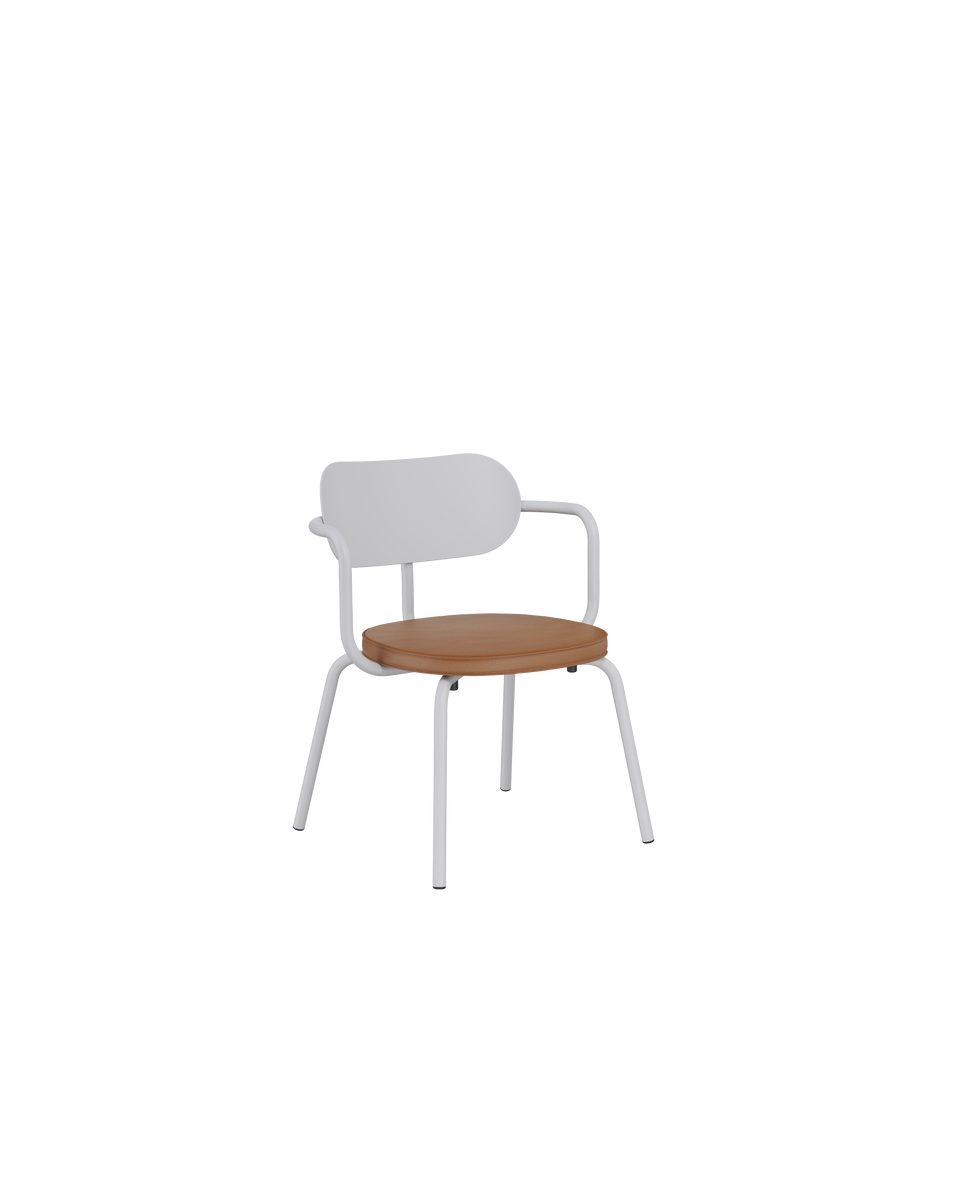 Stelo Lounge Chair