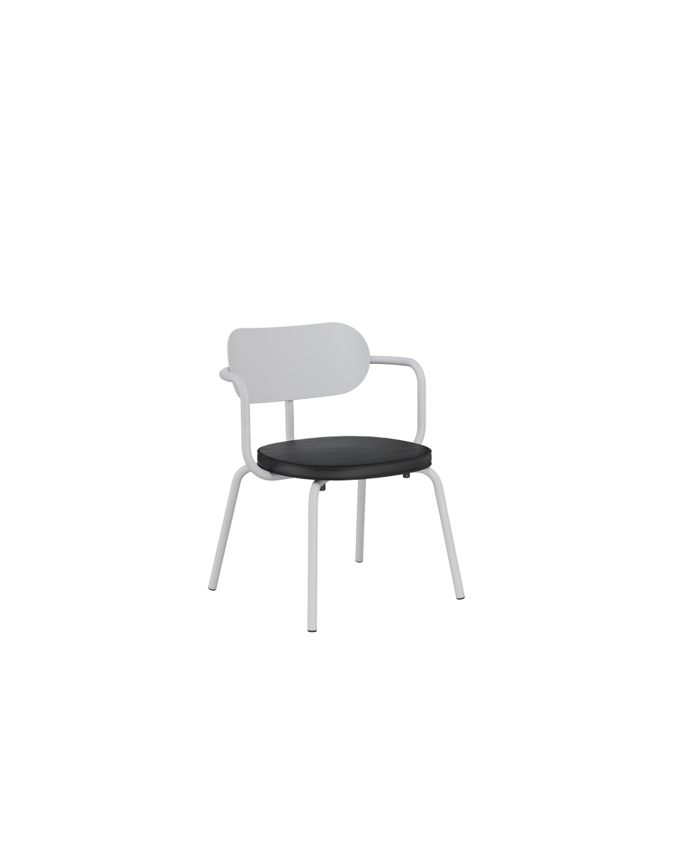Stelo Lounge Chair