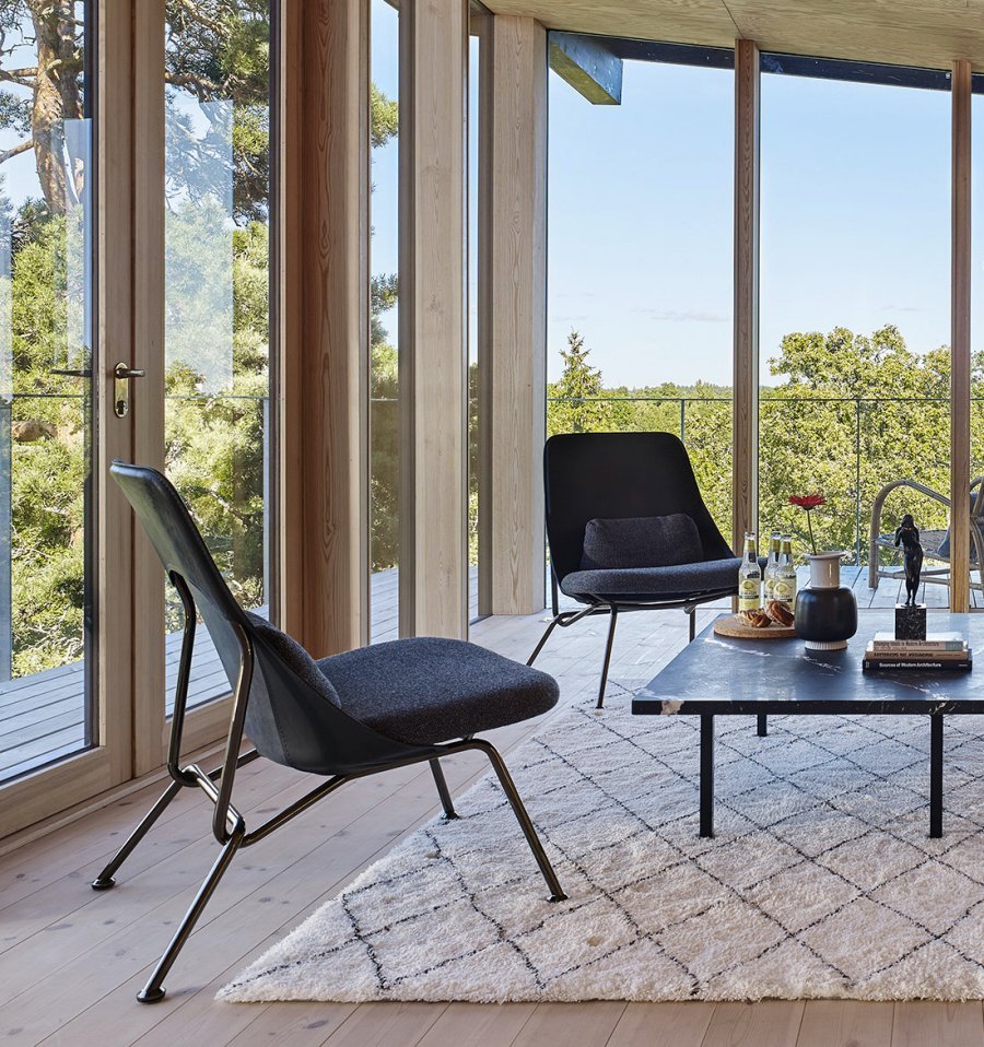 Strain Lounge Chair