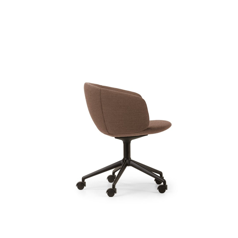 Not Chair On Casters