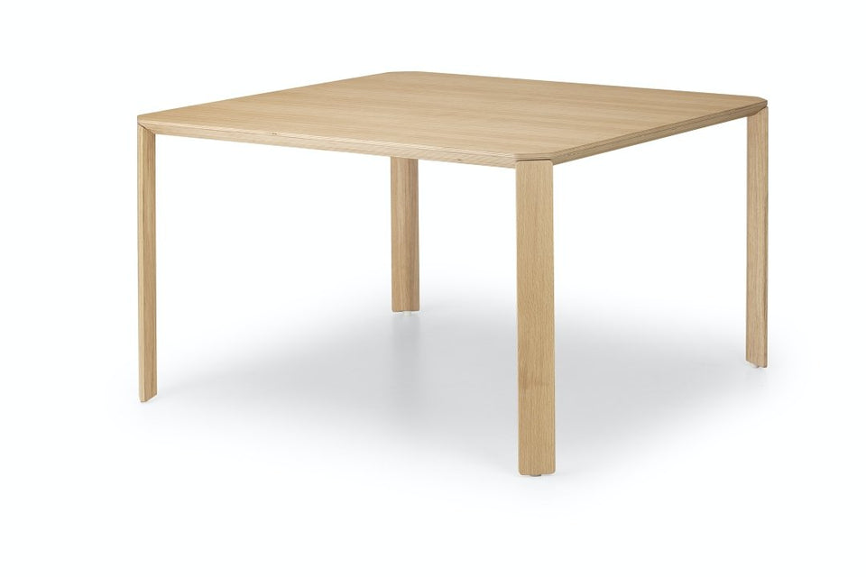Ermete Square Table