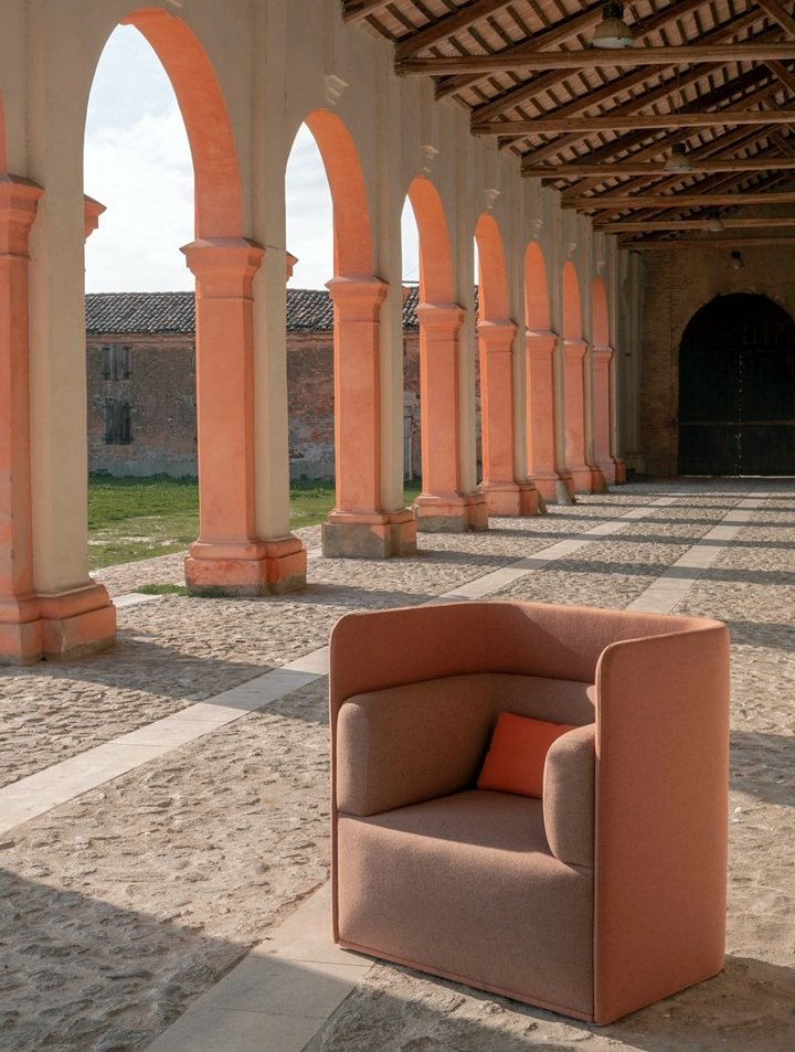 Sho Armchair
