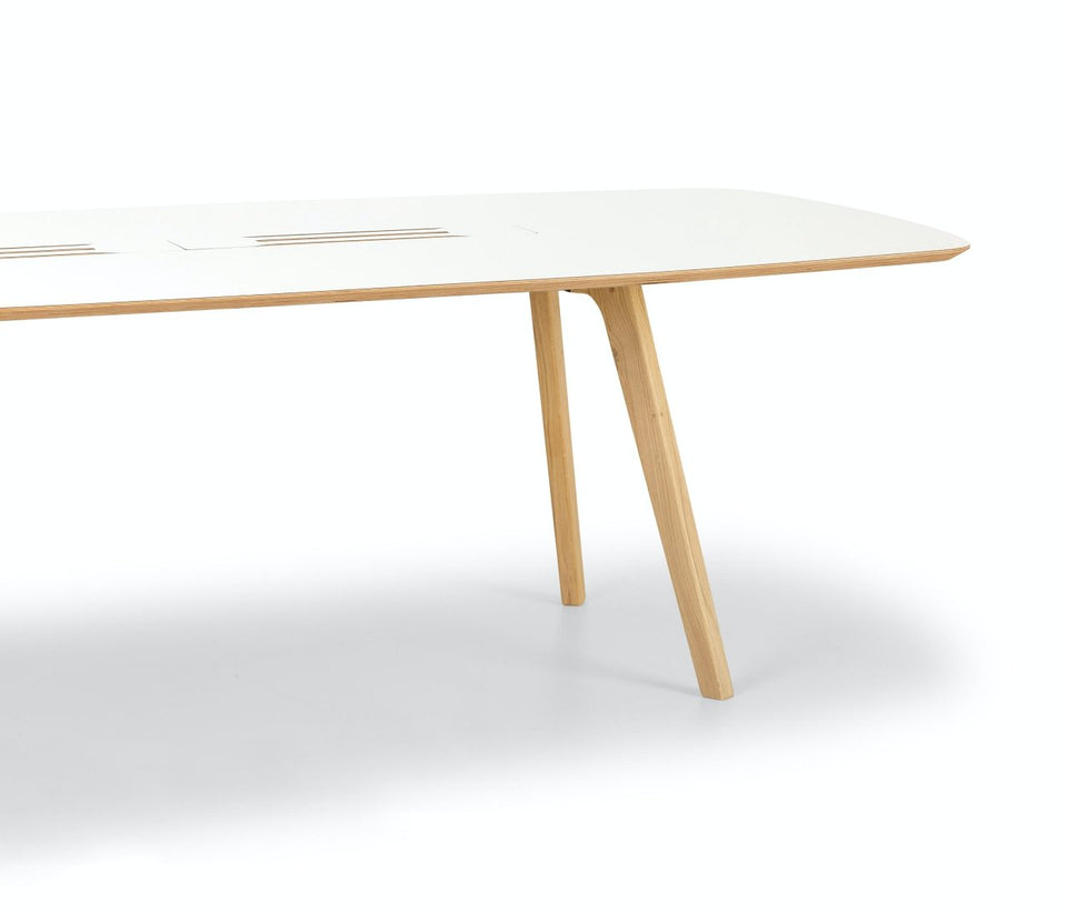 Wing Meeting Table