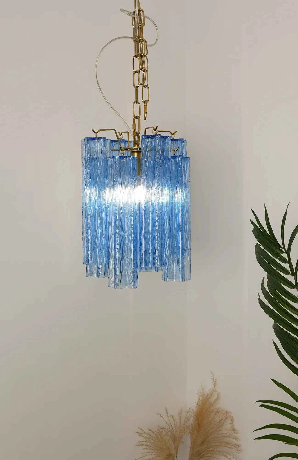 glass chandelier - detail view