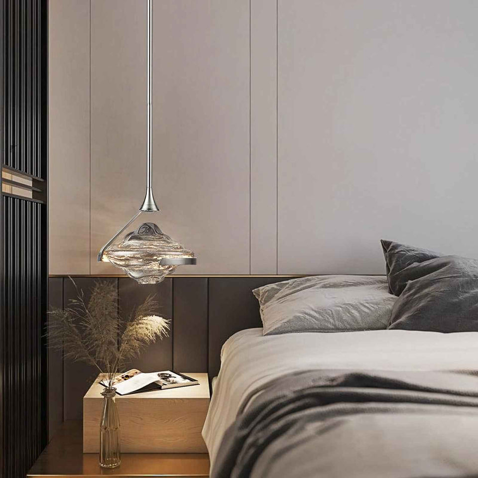 glass pendant light - detail view