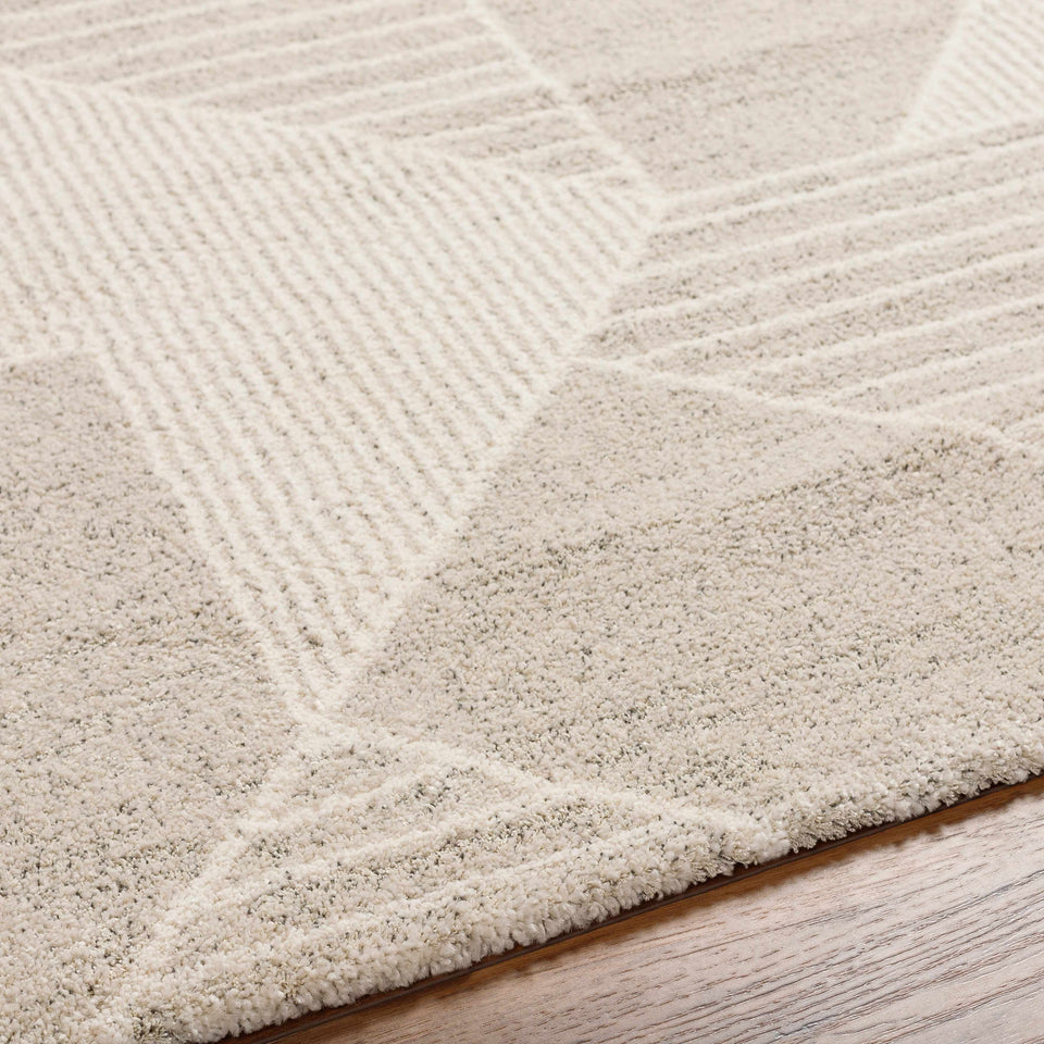 Almas Luxe Rug