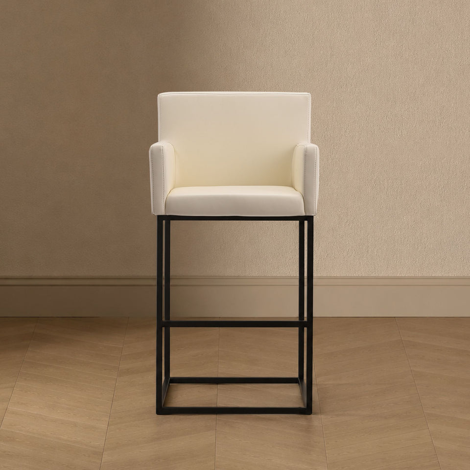 Ambassador in Cream - lifestyle   front 1