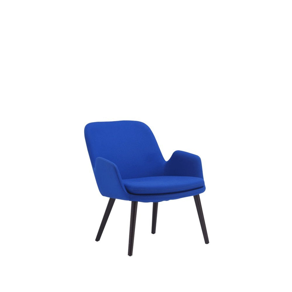 Daisy Lounge Chair Wood Dowel
